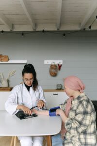 Illustrative consultation in a clinical setting