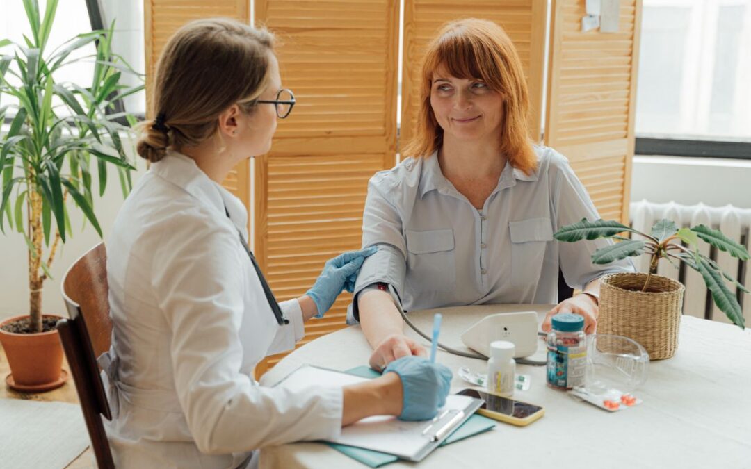 Illustrative consultation in a clinical setting
